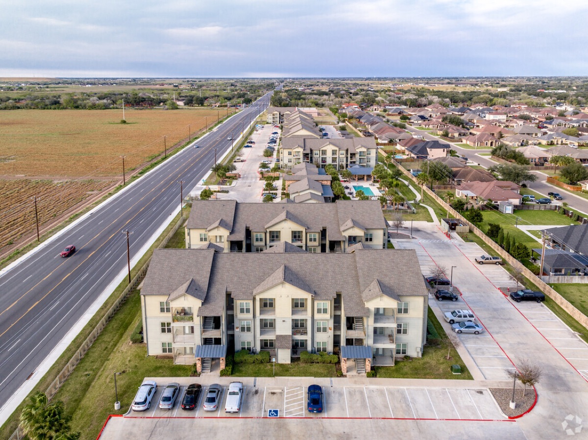 Santa Anna Apartments